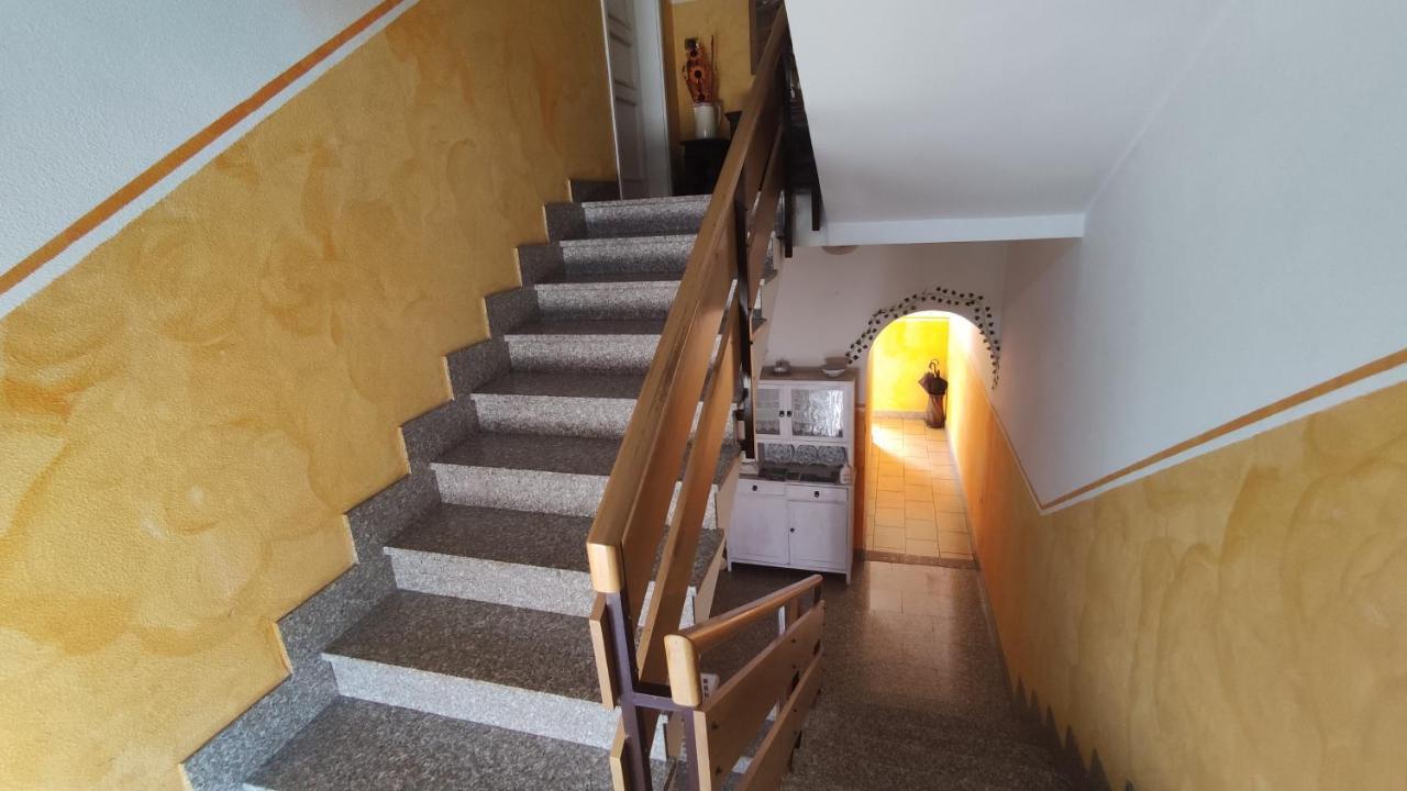 Apartments Giovannini ファーイ・デッラ・パガネッラ エクステリア 写真