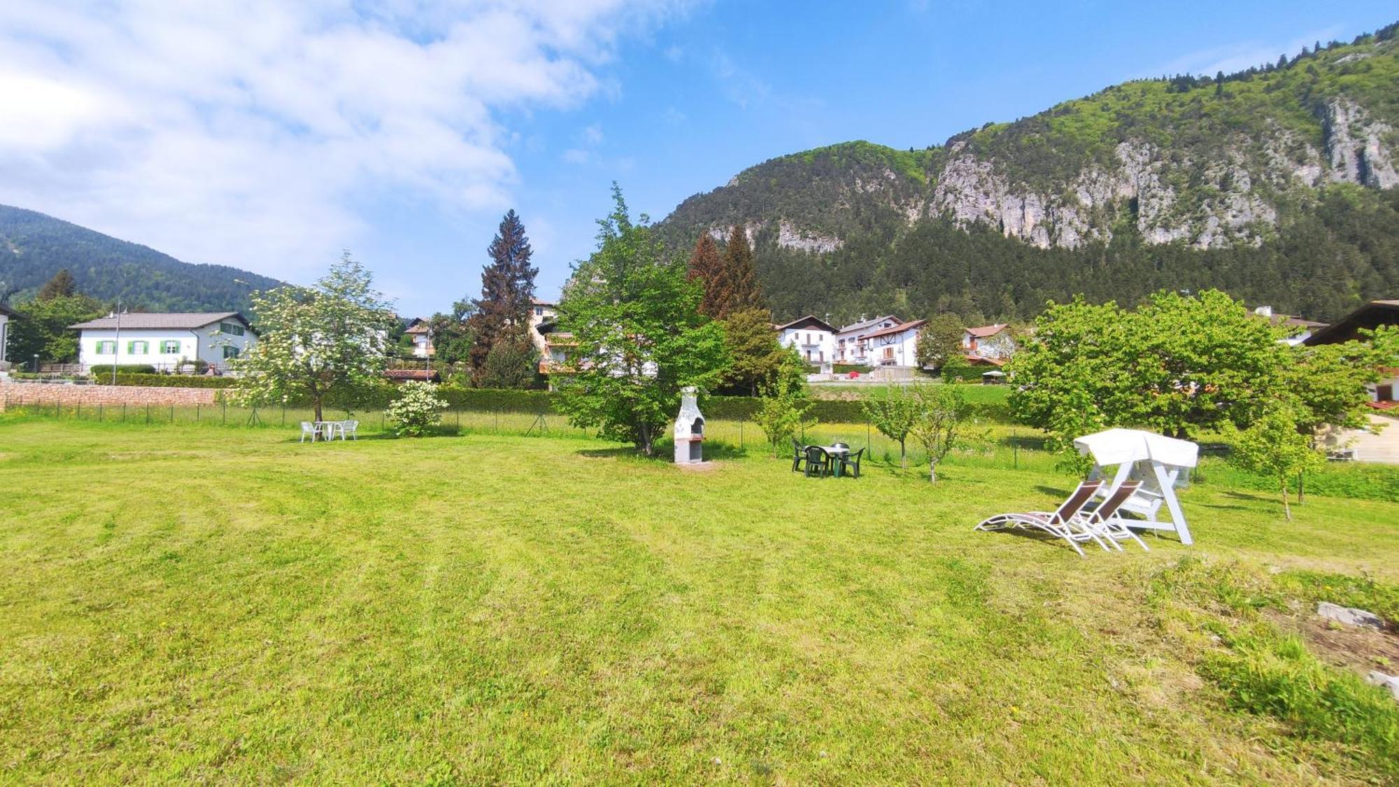 Apartments Giovannini ファーイ・デッラ・パガネッラ エクステリア 写真